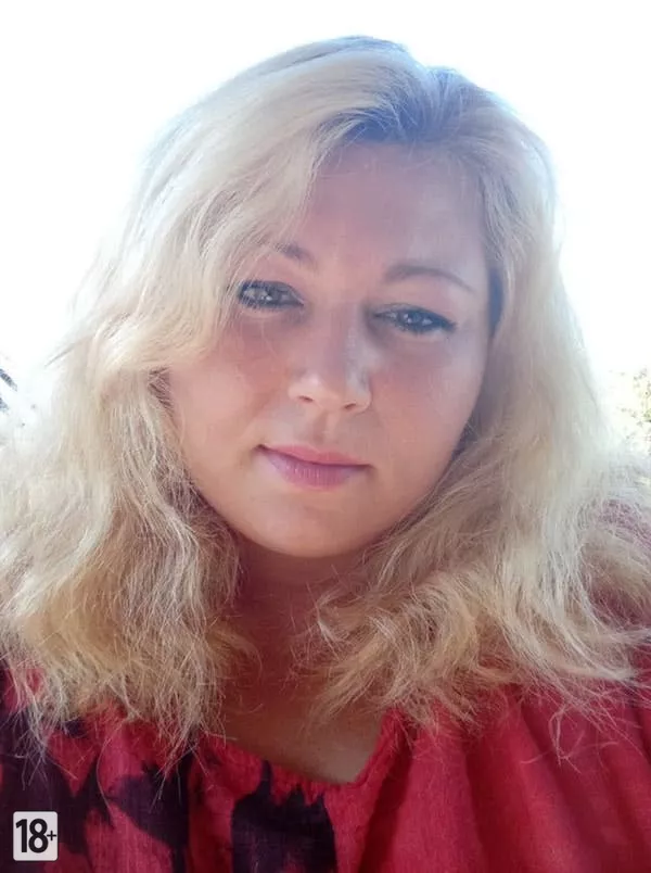 Интимные фото русской толстушки в постели